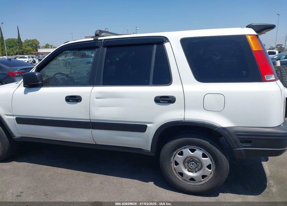 1999 HONDA CR-V LX VIN: JHLRD2844XC020150