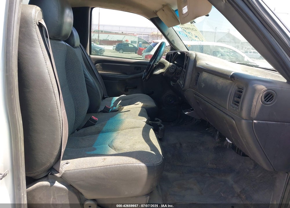 2003 CHEVROLET SILVERADO 2500HD WORK TRUCK VIN: 1GCHC24U43E355733