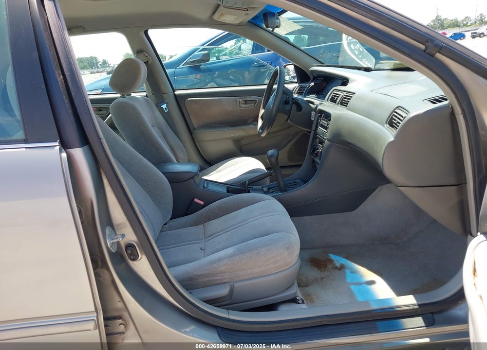 1998 TOYOTA CAMRY LE VIN: 4T1BG22K0WU328367