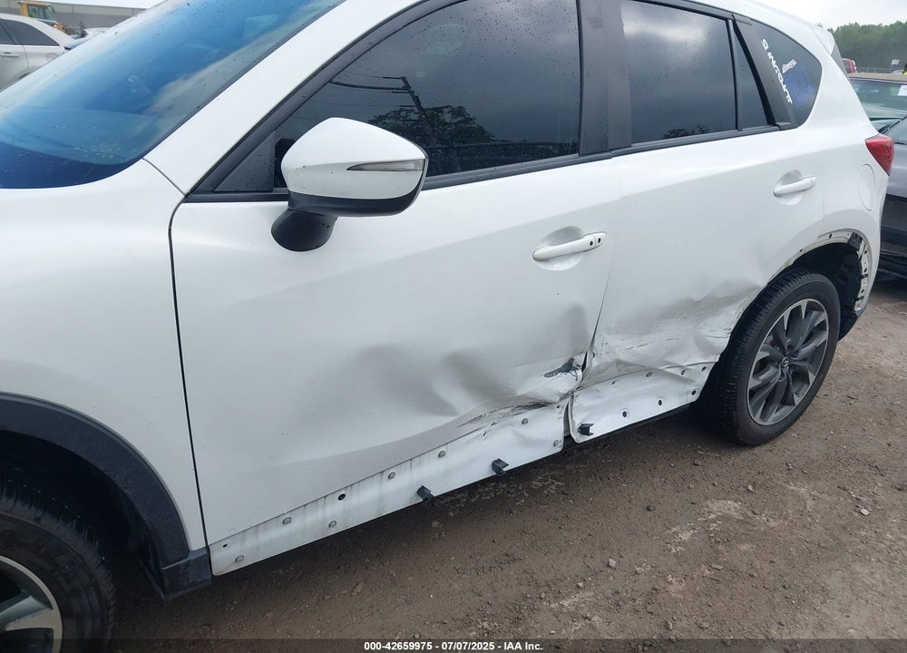 2016 MAZDA CX-5 VIN: JM3KE4DY1G0640740