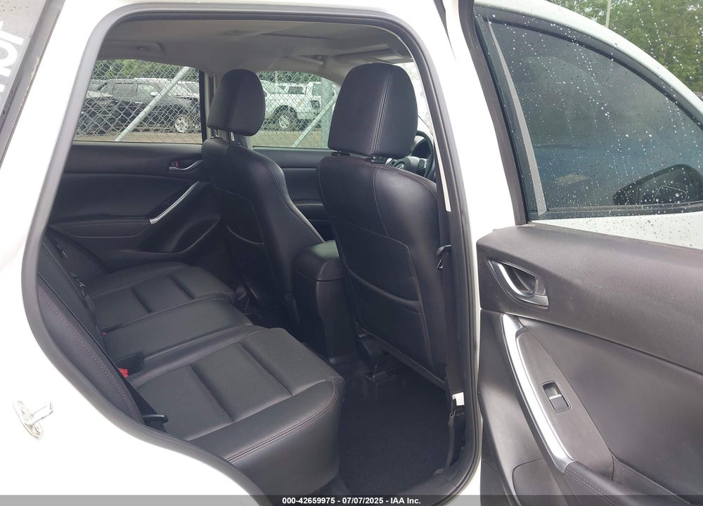 2016 MAZDA CX-5 VIN: JM3KE4DY1G0640740