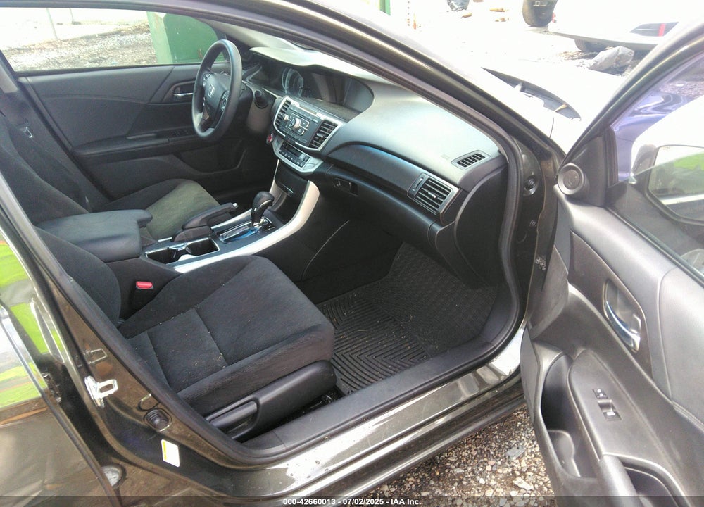 2013 HONDA ACCORD VIN: 1HGCR2F78DA192949