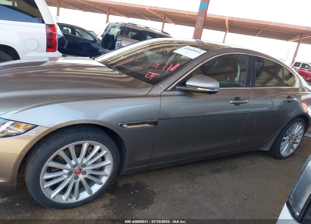 2018 JAGUAR XE VIN: SAJAN4GX3JCP36853