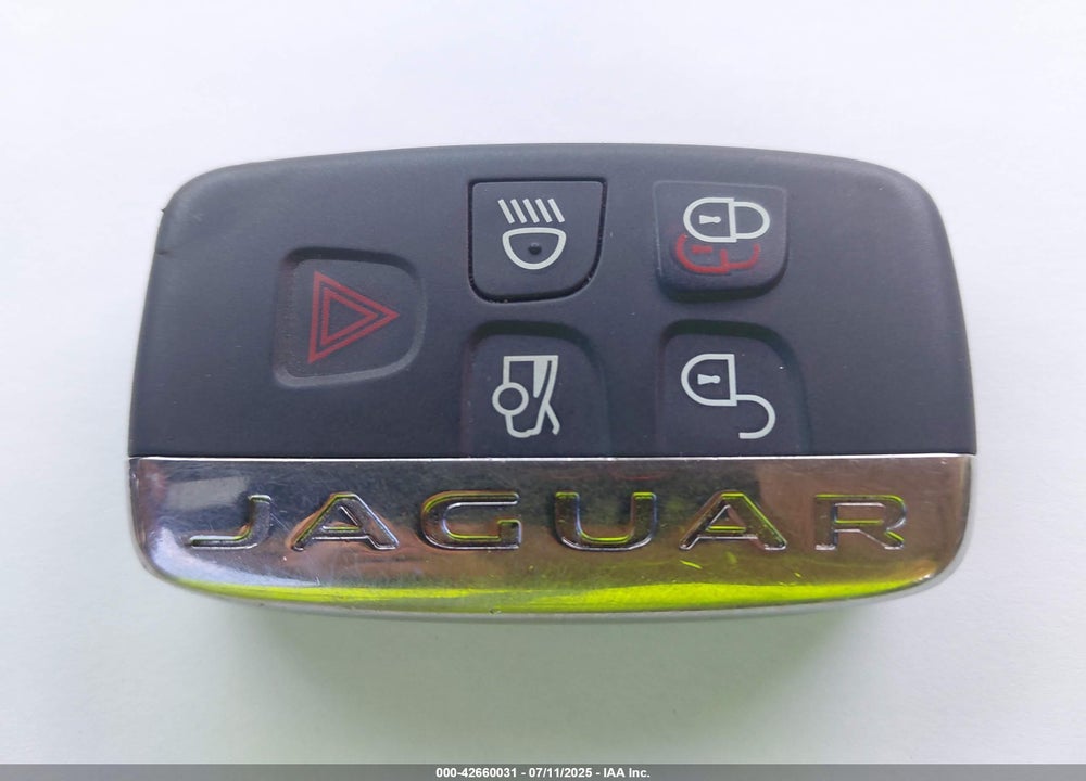 2018 JAGUAR XE VIN: SAJAN4GX3JCP36853