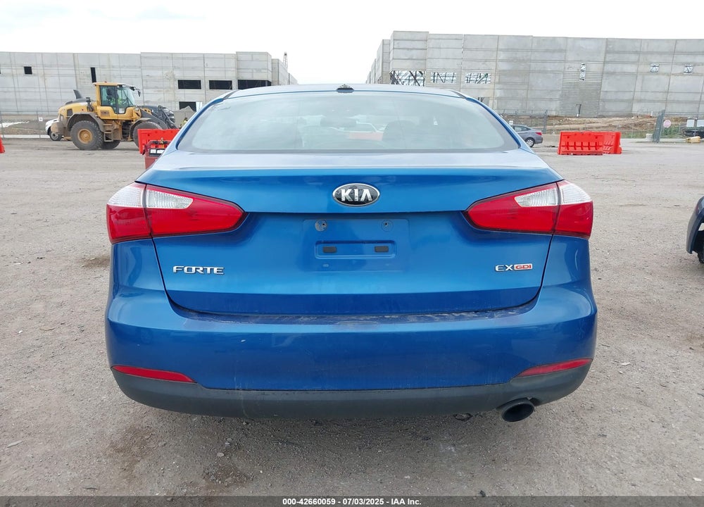 2015 KIA FORTE VIN: KNAFX4A88F5348526