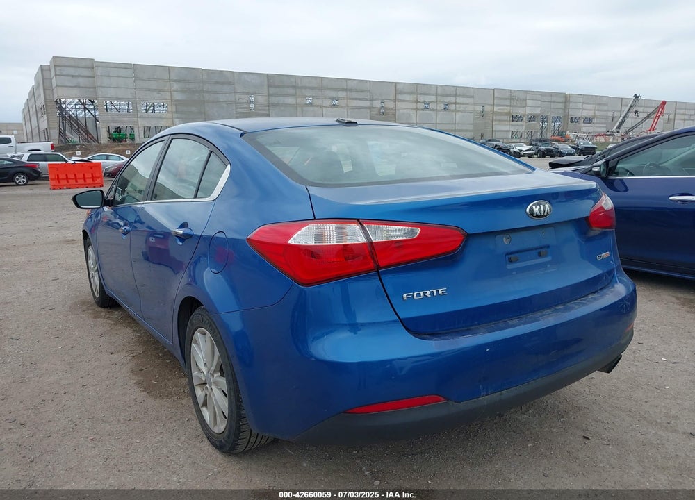 2015 KIA FORTE VIN: KNAFX4A88F5348526