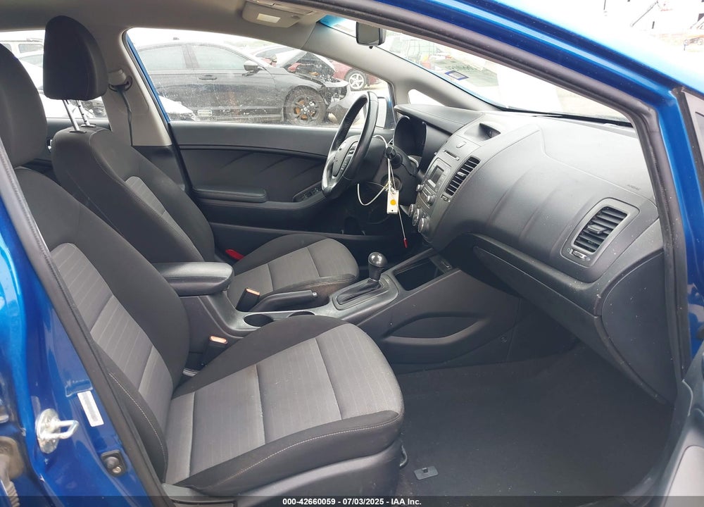 2015 KIA FORTE VIN: KNAFX4A88F5348526