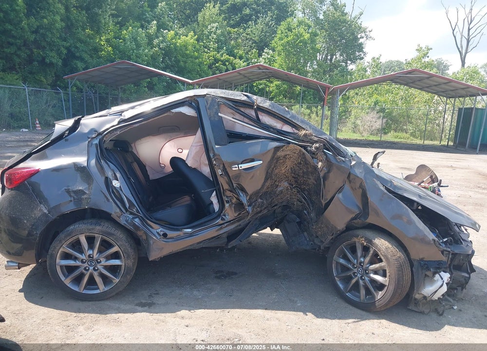 2018 MAZDA 3 VIN: 3MZBN1L30JM183689