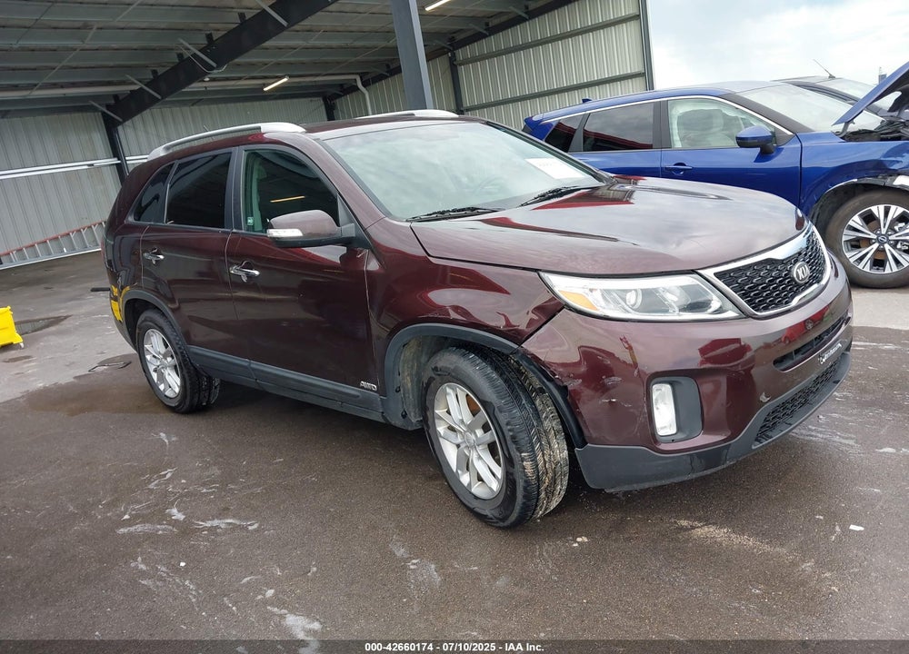 2014 KIA SORENTO LX VIN: 5XYKTDA61EG446119