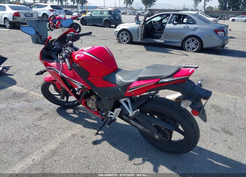 2021 HONDA CBR300 VIN: MLHNC5153M5700282