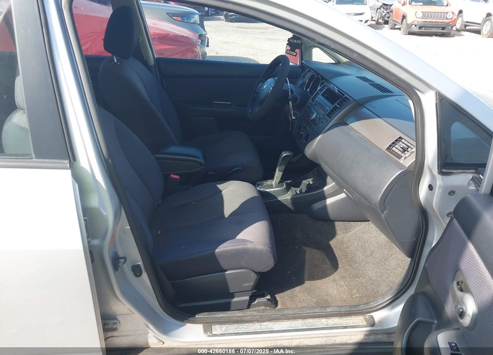 2008 NISSAN VERSA VIN: 3N1BC13E08L393948