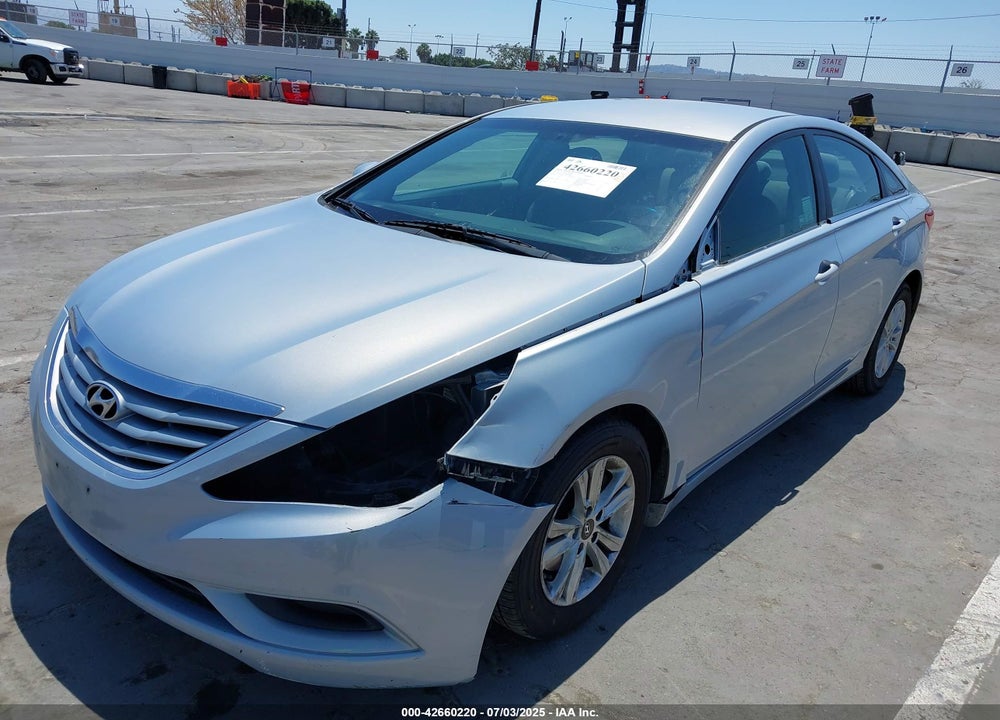 2013 HYUNDAI SONATA GLS VIN: 5NPEB4AC1DH697008