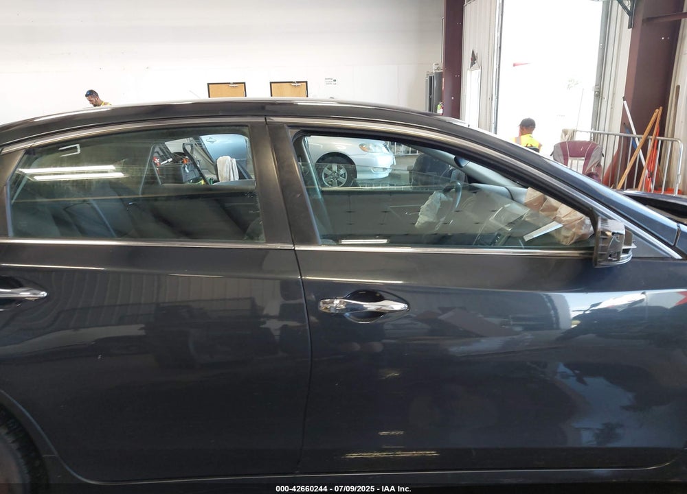 2017 NISSAN ALTIMA VIN: 1N4AL3AP5HC281902