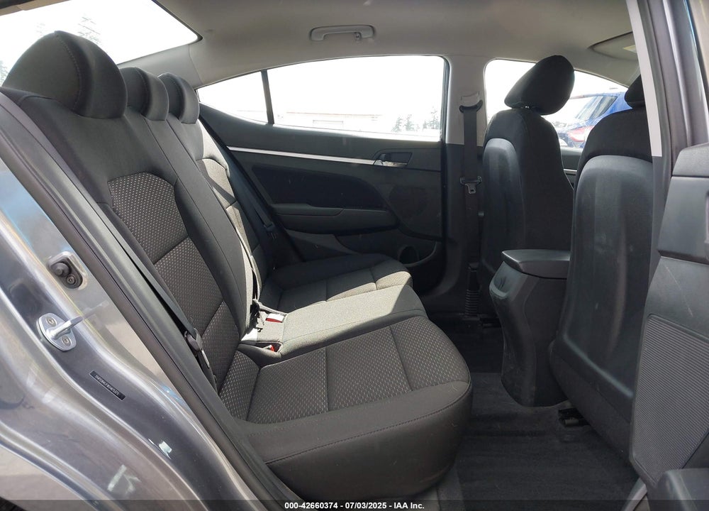2019 HYUNDAI ELANTRA VIN: 5NPD84LF1KH475373