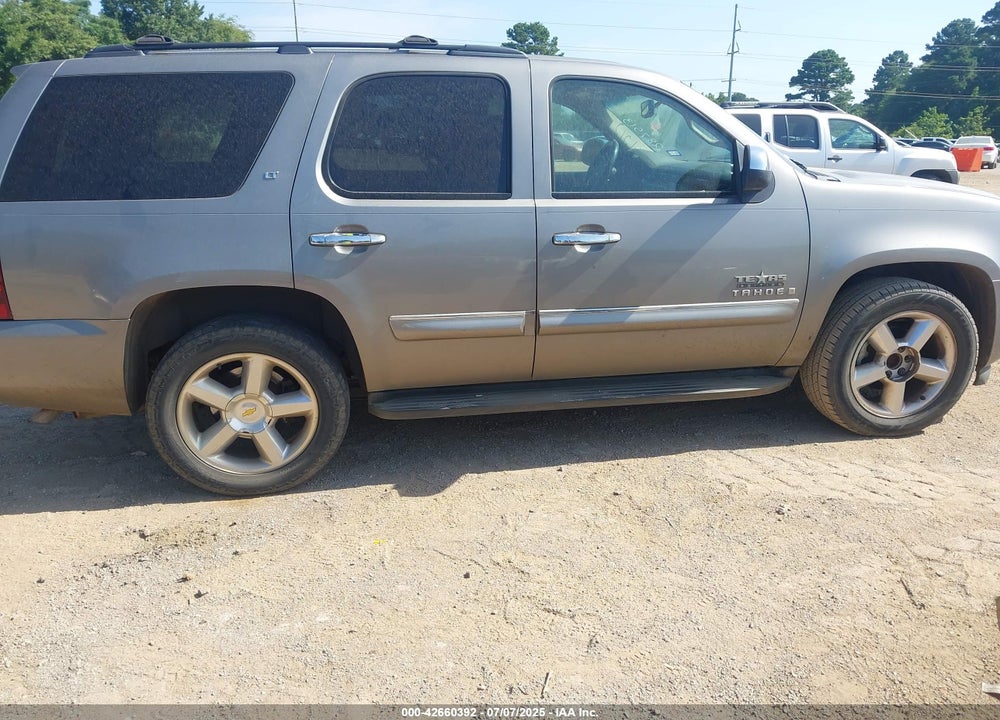 2009 CHEVROLET TAHOE VIN: 1GNFC23029R287513