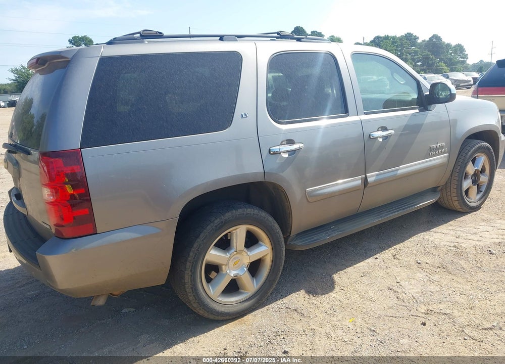 2009 CHEVROLET TAHOE VIN: 1GNFC23029R287513