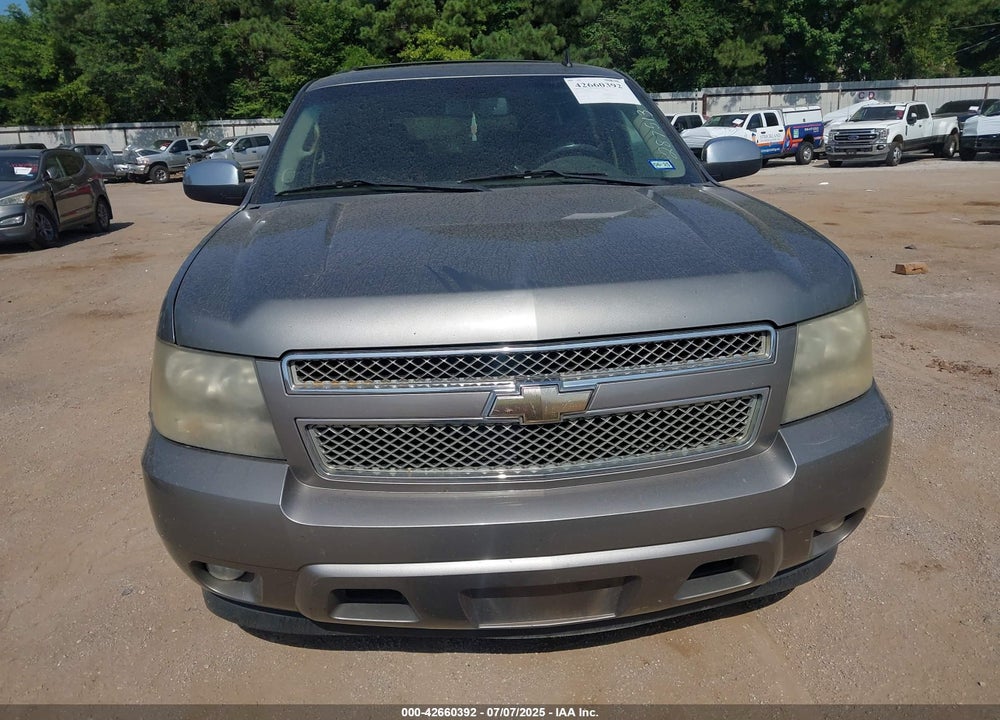 2009 CHEVROLET TAHOE VIN: 1GNFC23029R287513