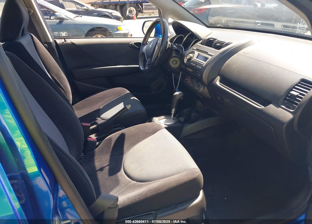 2007 HONDA FIT SPORT VIN: JHMGD38627S010717