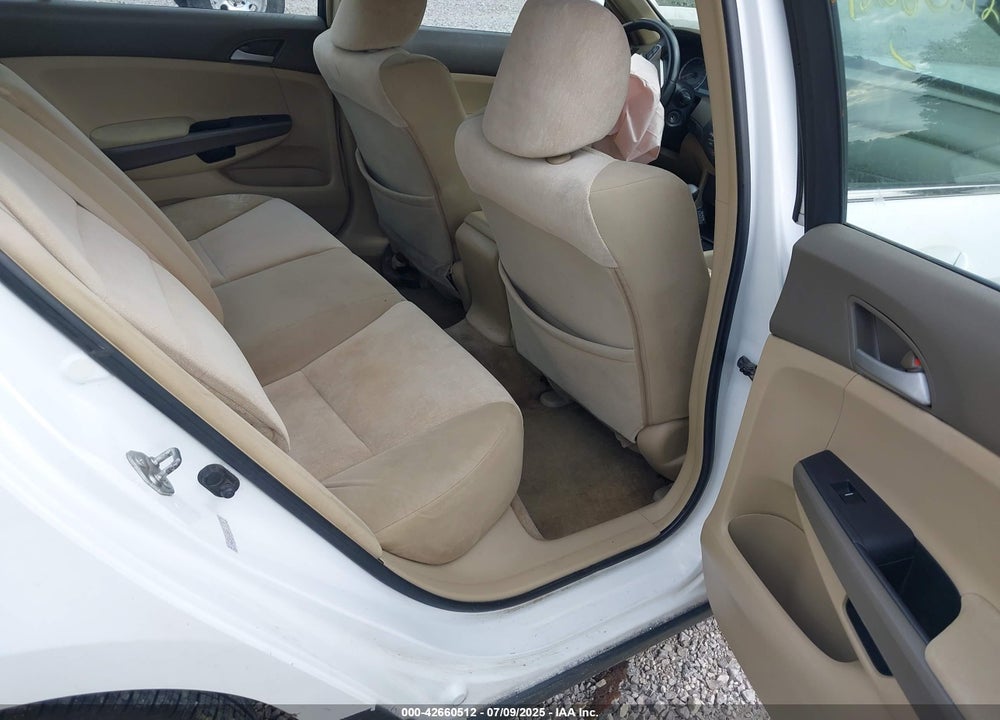 2008 HONDA ACCORD 2.4 LX-P VIN: 1HGCP26458A075170