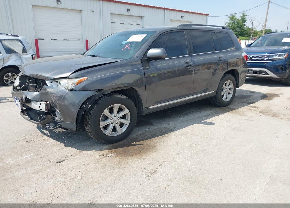 2013 TOYOTA HIGHLANDER BASE PLUS V6 VIN: 5TDZK3EH5DS141750
