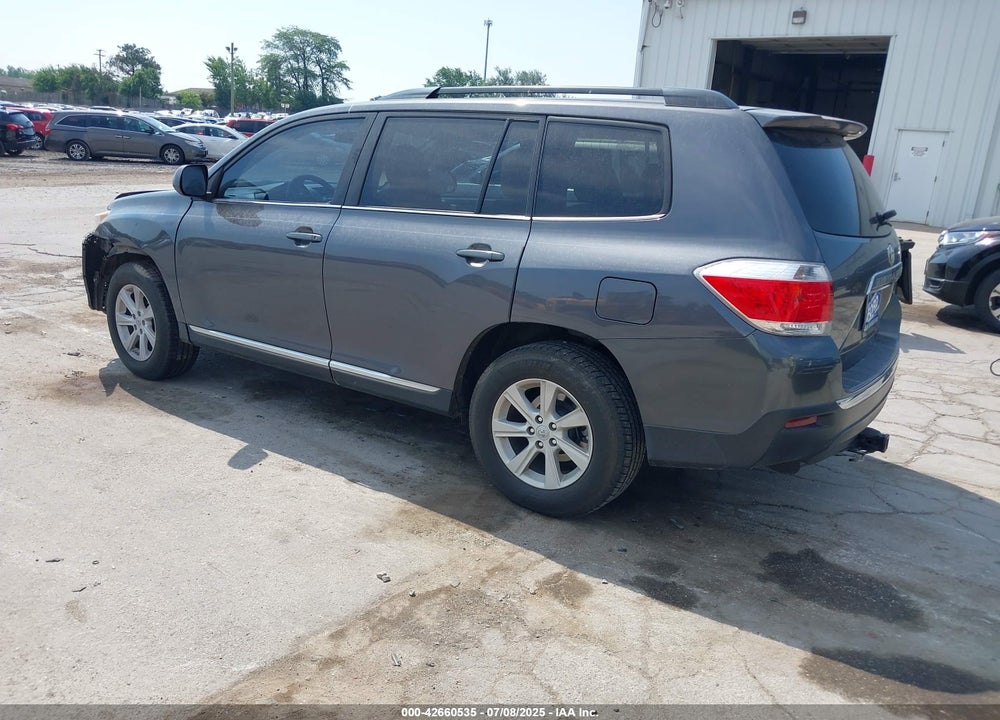 2013 TOYOTA HIGHLANDER BASE PLUS V6 VIN: 5TDZK3EH5DS141750