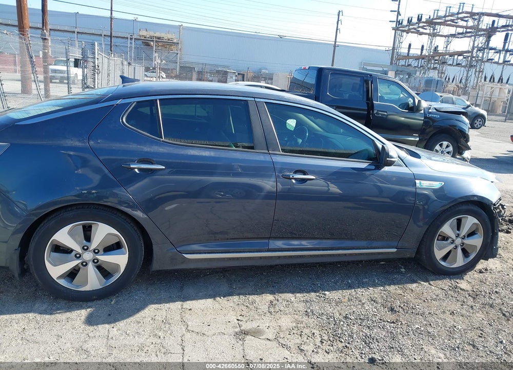 2015 KIA OPTIMA HYBRID VIN: KNAGN4AD3F5084171