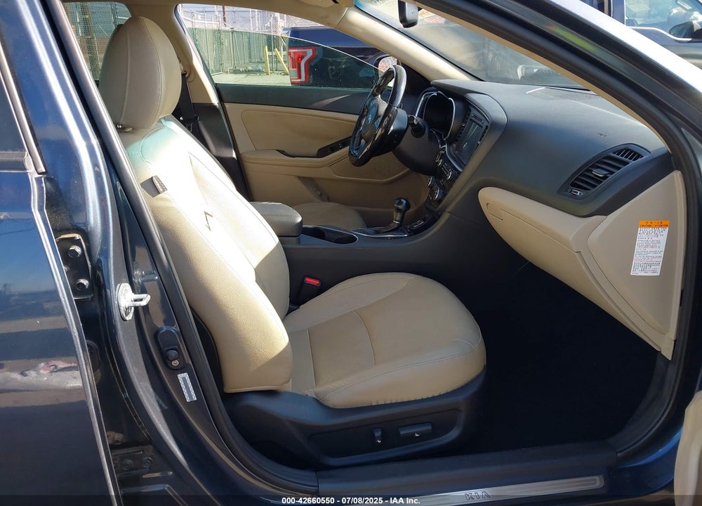 2015 KIA OPTIMA HYBRID VIN: KNAGN4AD3F5084171