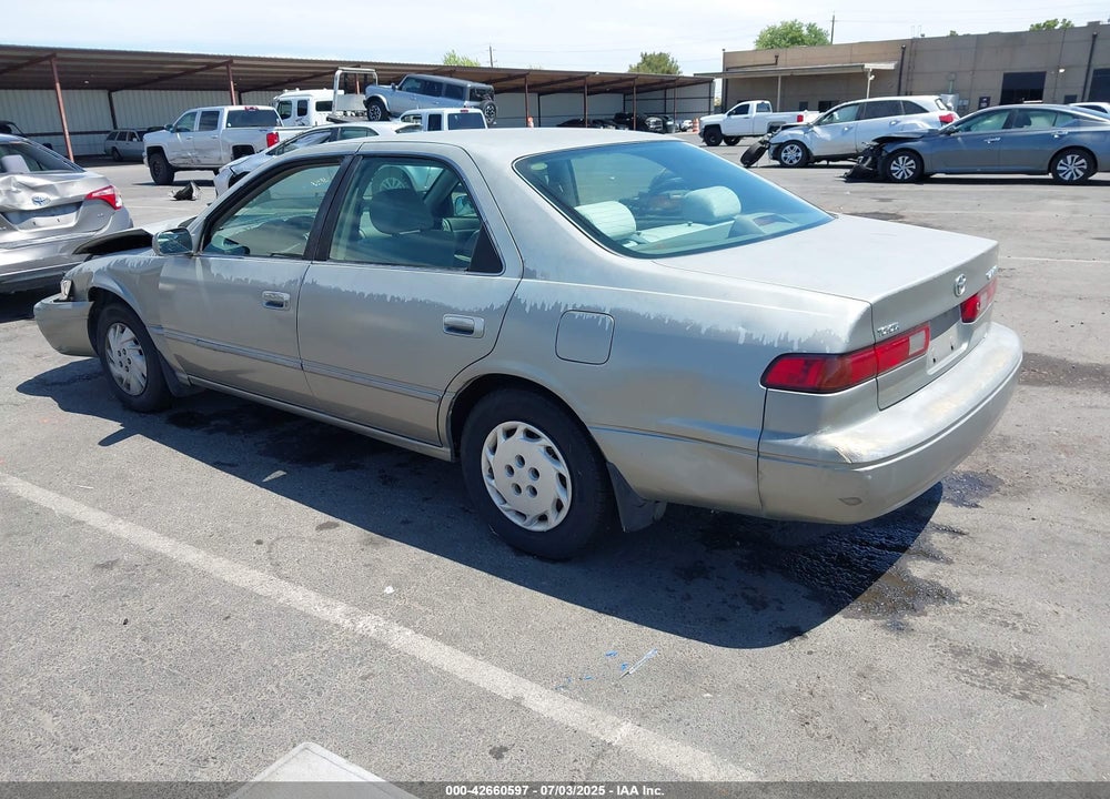 1999 TOYOTA CAMRY VIN: JT2BG28K7X0318867