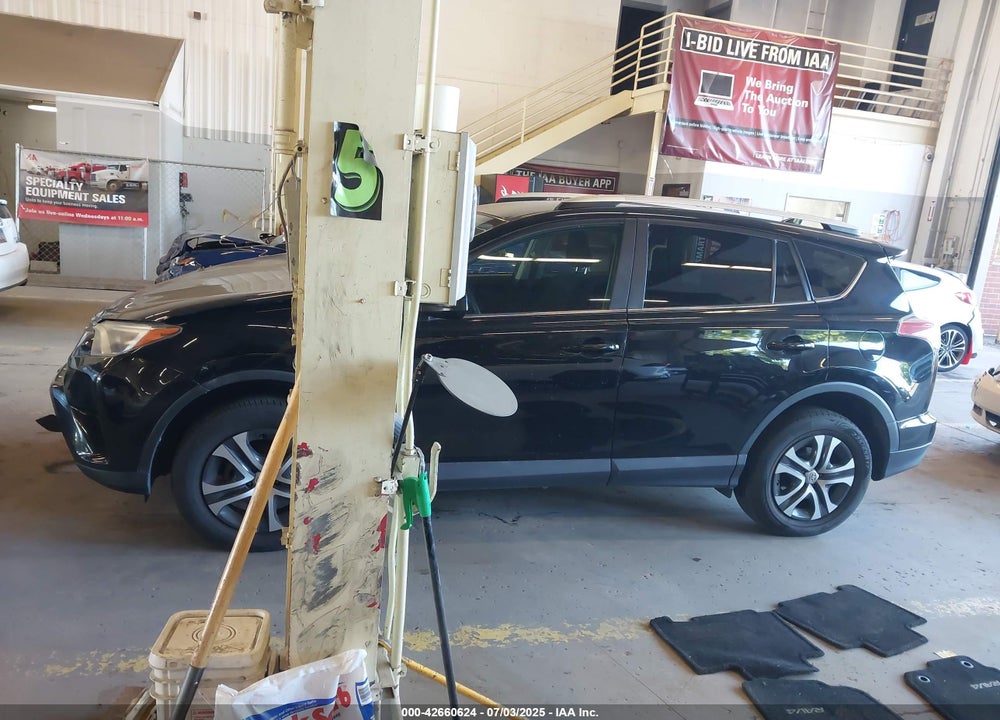2016 TOYOTA RAV4 VIN: 2T3BFREV2GW518228