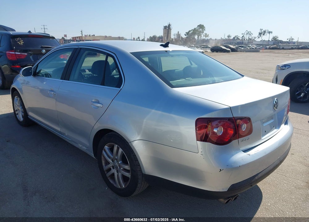 2008 VOLKSWAGEN JETTA VIN: 3VWRM71KX8M191212