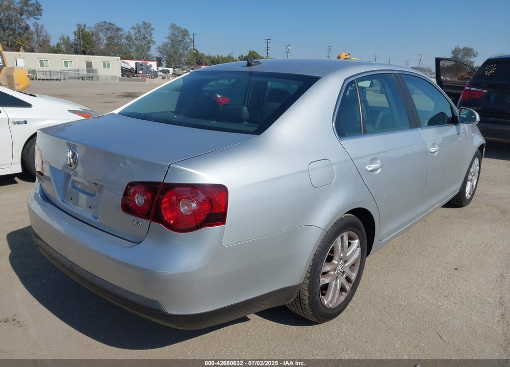2008 VOLKSWAGEN JETTA VIN: 3VWRM71KX8M191212