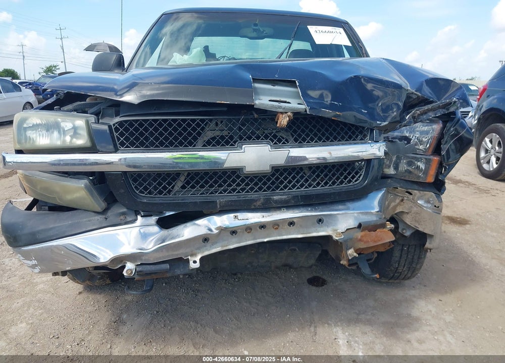 2003 CHEVROLET SILVERADO 1500 LS VIN: 2GCEC19VX31231336
