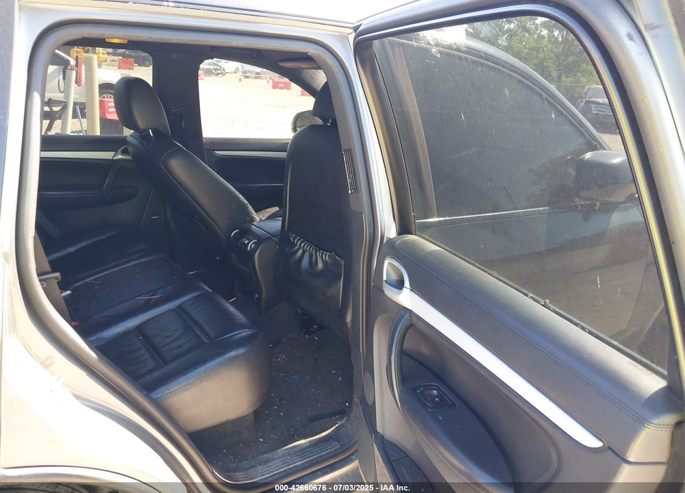 2008 PORSCHE CAYENNE S VIN: WP1AB29P08LA45961
