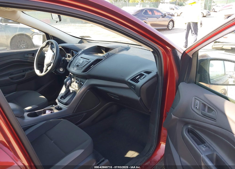 2014 FORD ESCAPE VIN: 1FMCU0F7XEUE32807