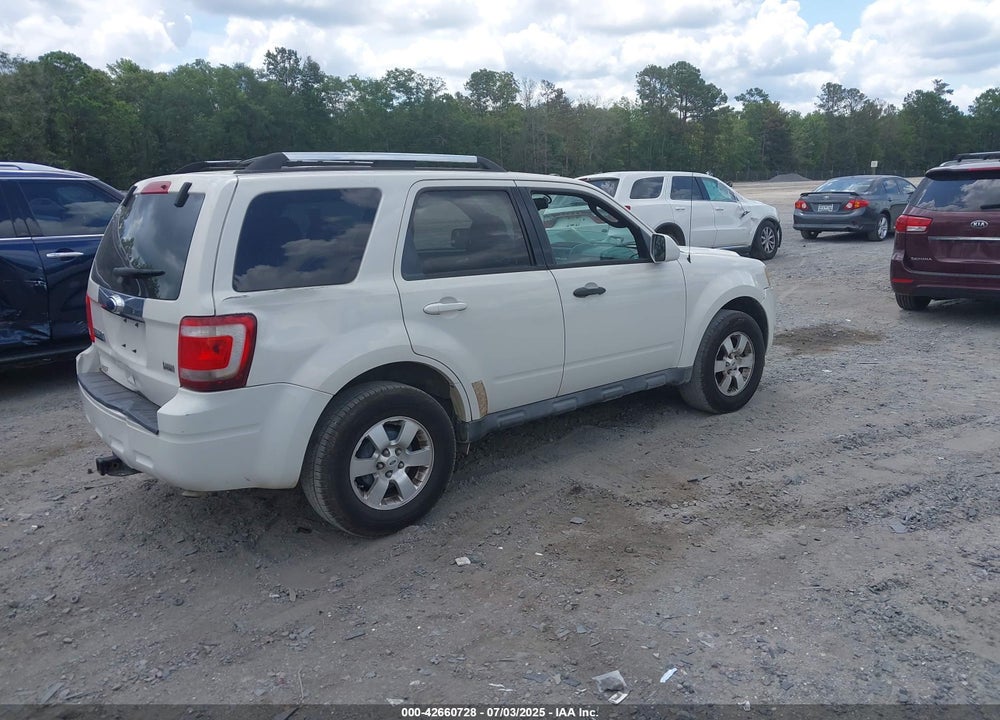 2010 FORD ESCAPE LIMITED VIN: 1FMCU0EG7AKA86772