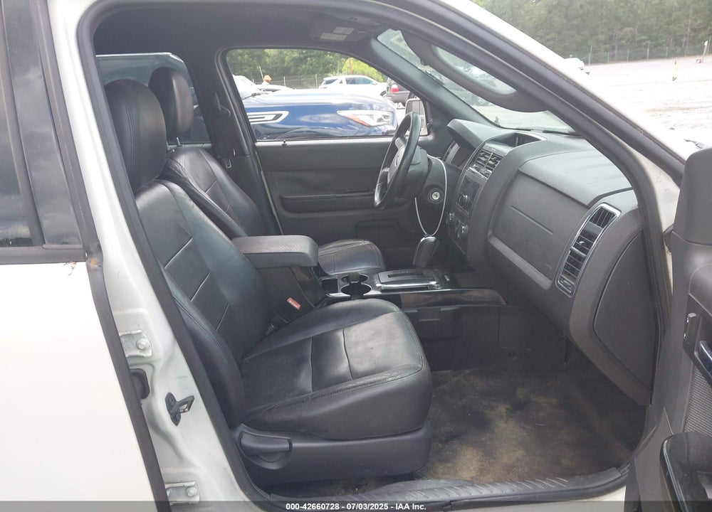 2010 FORD ESCAPE LIMITED VIN: 1FMCU0EG7AKA86772
