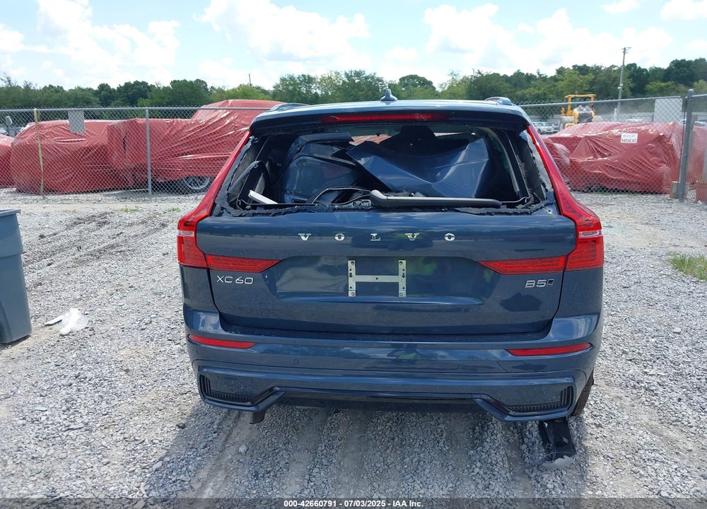 2025 VOLVO XC60 PLUS VIN: YV4M12RC1S1141452