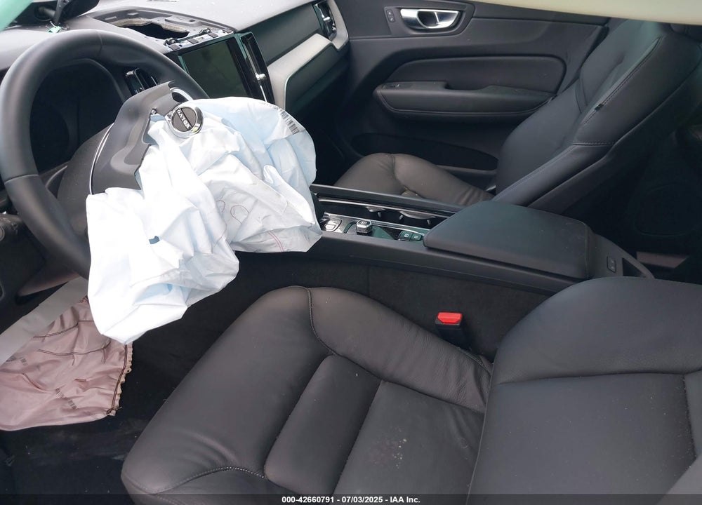 2025 VOLVO XC60 PLUS VIN: YV4M12RC1S1141452
