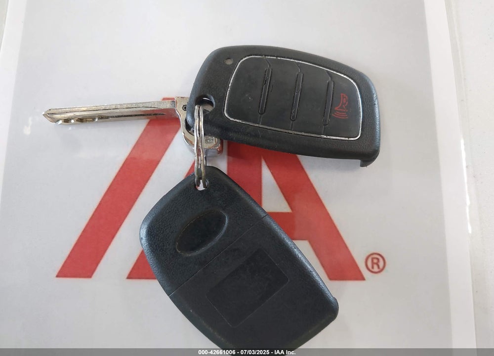 2015 HYUNDAI SONATA VIN: 5NPE24AF7FH041859