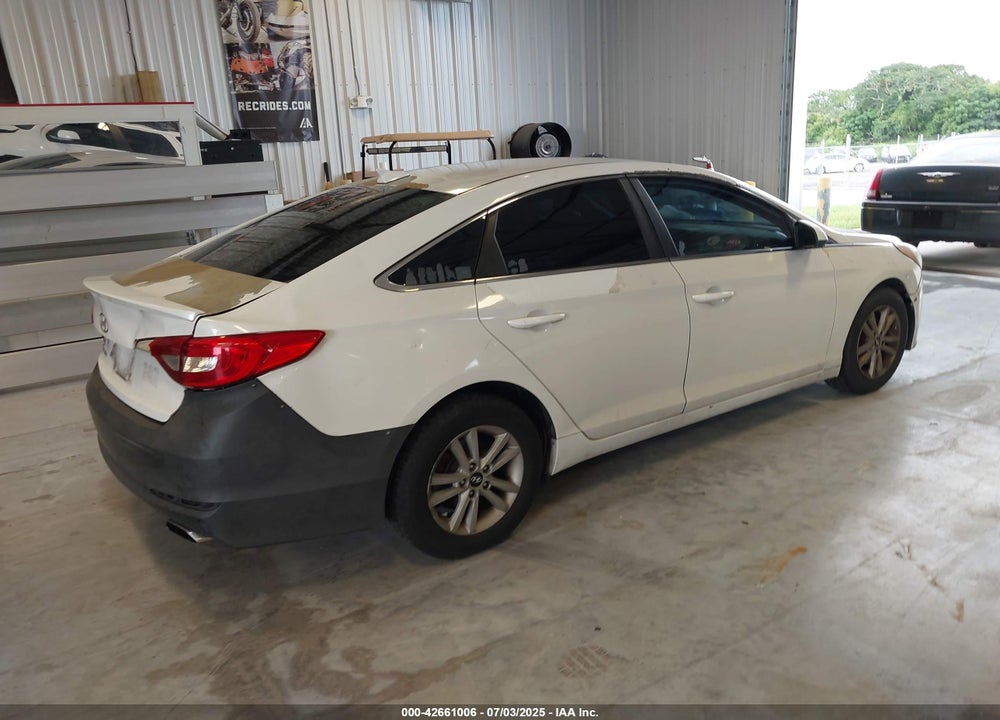 2015 HYUNDAI SONATA VIN: 5NPE24AF7FH041859