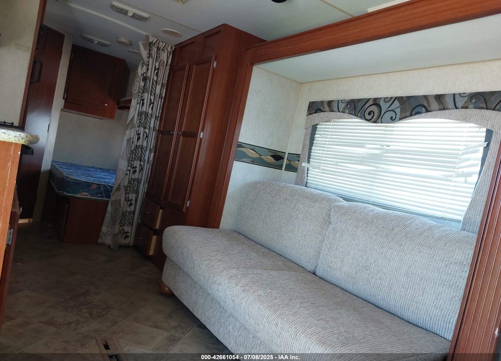 2009 PIONEER --- VIN: 3EB110D2683200701