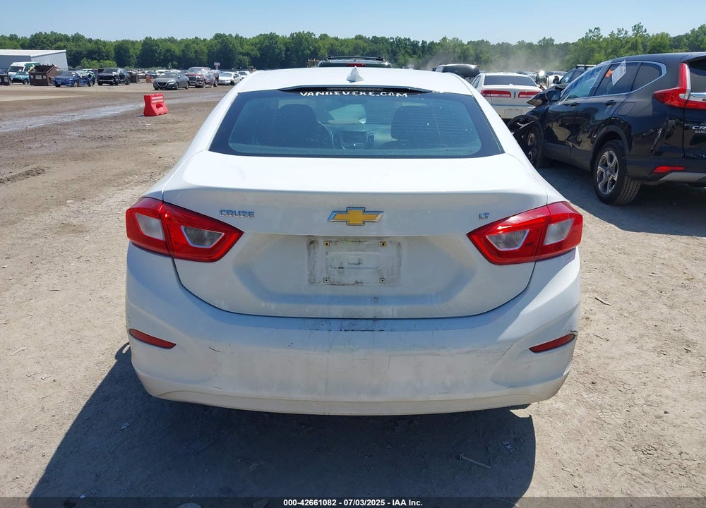 2017 CHEVROLET CRUZE LT AUTO VIN: 1G1BE5SM0H7225845