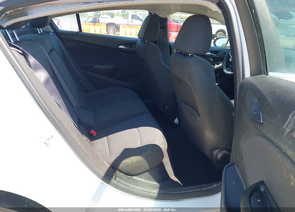 2017 CHEVROLET CRUZE LT AUTO VIN: 1G1BE5SM0H7225845