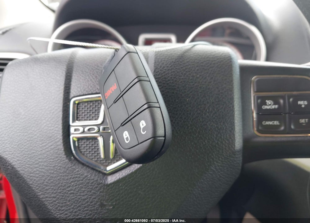 2014 DODGE JOURNEY VIN: 3C4PDCBGXET142574