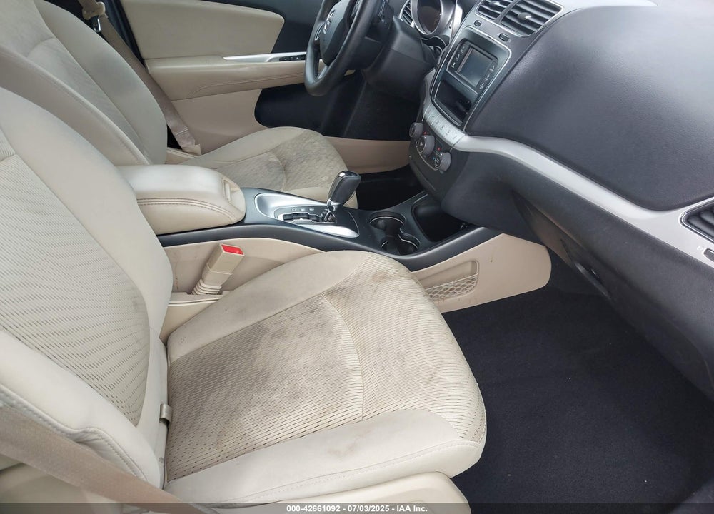 2014 DODGE JOURNEY VIN: 3C4PDCBGXET142574