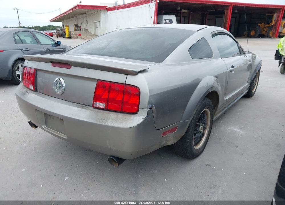 2008 FORD MUSTANG V6 DELUXE/V6 PREMIUM VIN: 1ZVHT80N485143307