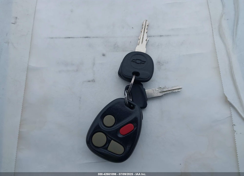 2005 CHEVROLET CLASSIC VIN: 1G1ND52FX5M215869