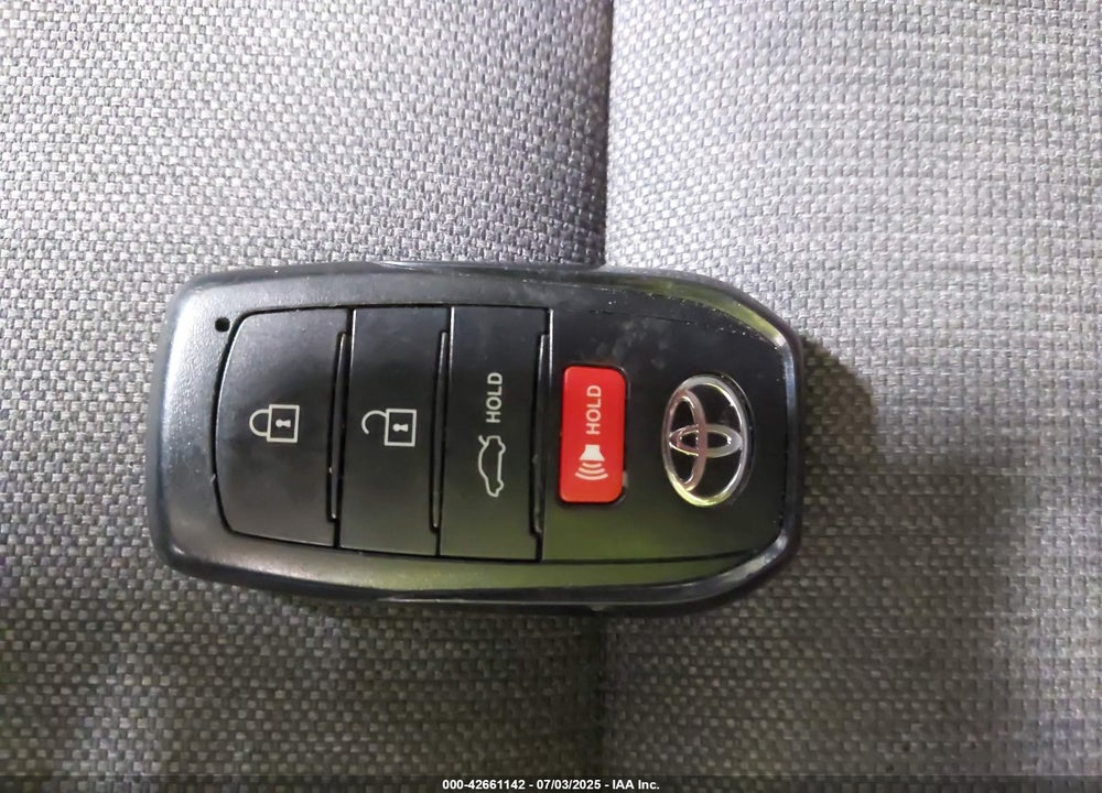 2025 TOYOTA CAMRY VIN: 4T1DAACK8SU000546