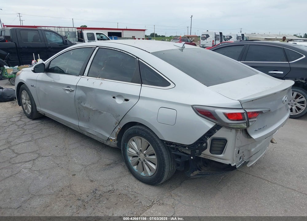 2016 HYUNDAI SONATA HYBRID SE VIN: KMHE24L16GA009247