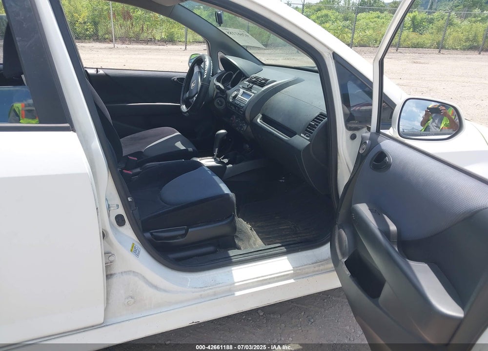 2007 HONDA FIT SPORT VIN: JHMGD38687S019373